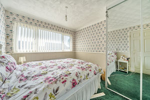 Bedroom- click for photo gallery